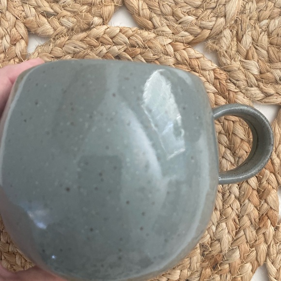 Garnet Hill Coffee Tea Mug Made of Stoneware Pottery Holds 16+ Ounces (Two Mugs) - Picture 6 of 10